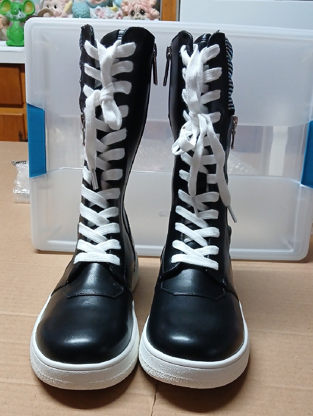 Cape Robbin Megani Black & White Rhinestone Coated High Top Sneakers Boots Sz 7